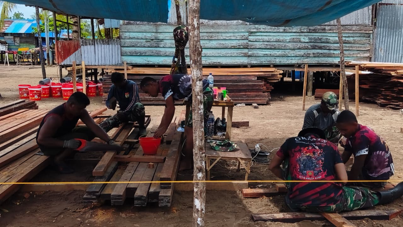 Kebersamaan Satgas TMMD Kodim 1710/Mimika dan Warga Jadi Kunci Sukses Pembangunan di Kampung Keakwa