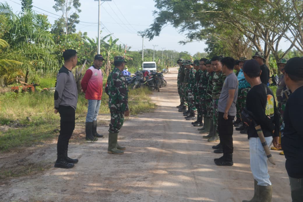 Mantapkan Sinergi, Satgas TMMD Ke-128 Kodim 1014/Pbn Percepat Pembangunan Desa Sungai Hijau