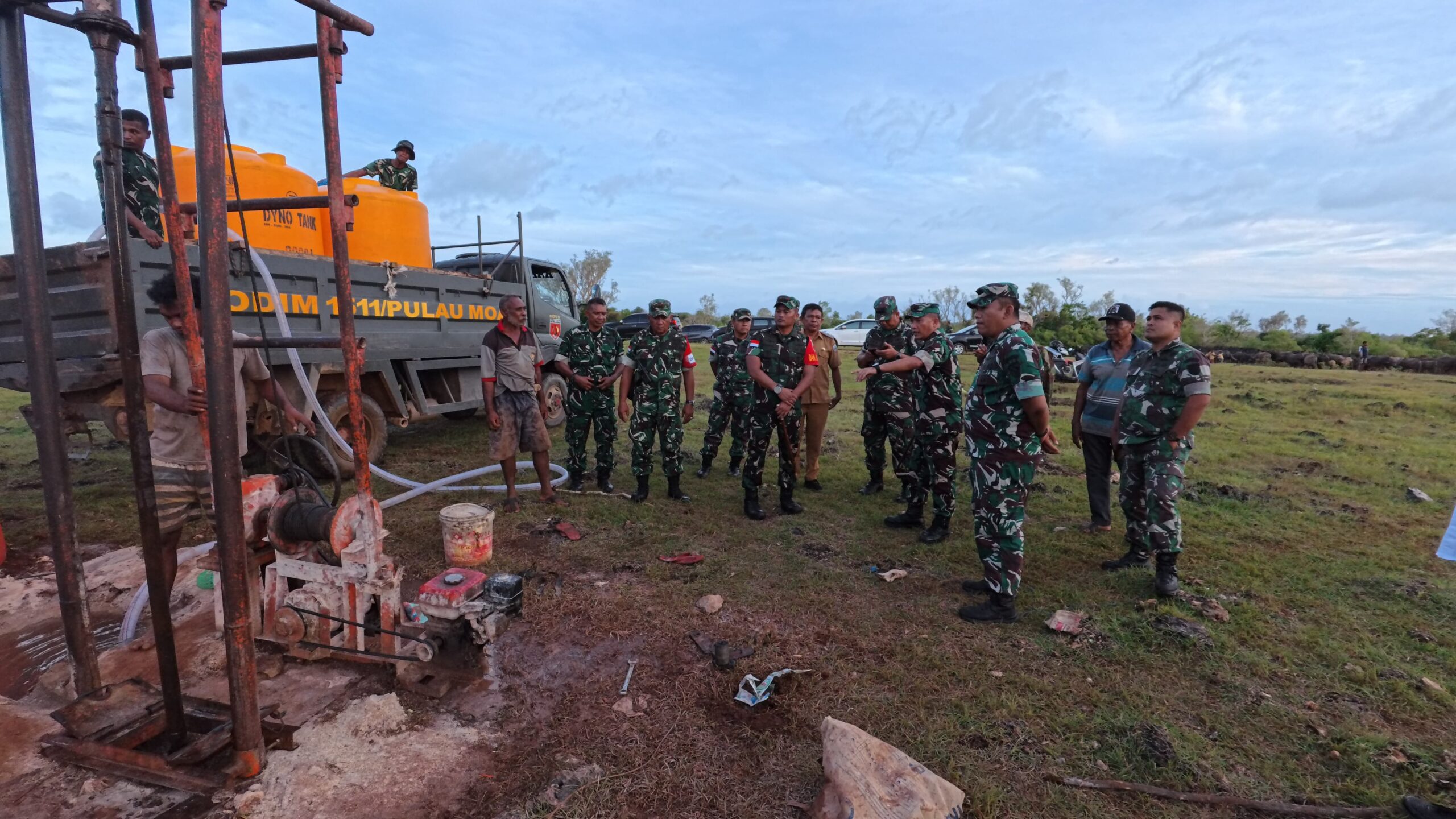 Danrem 151/Binaya Soroti Kepedulian Satgas TMMD Bangun Fasilitas Tambahan untuk Warga