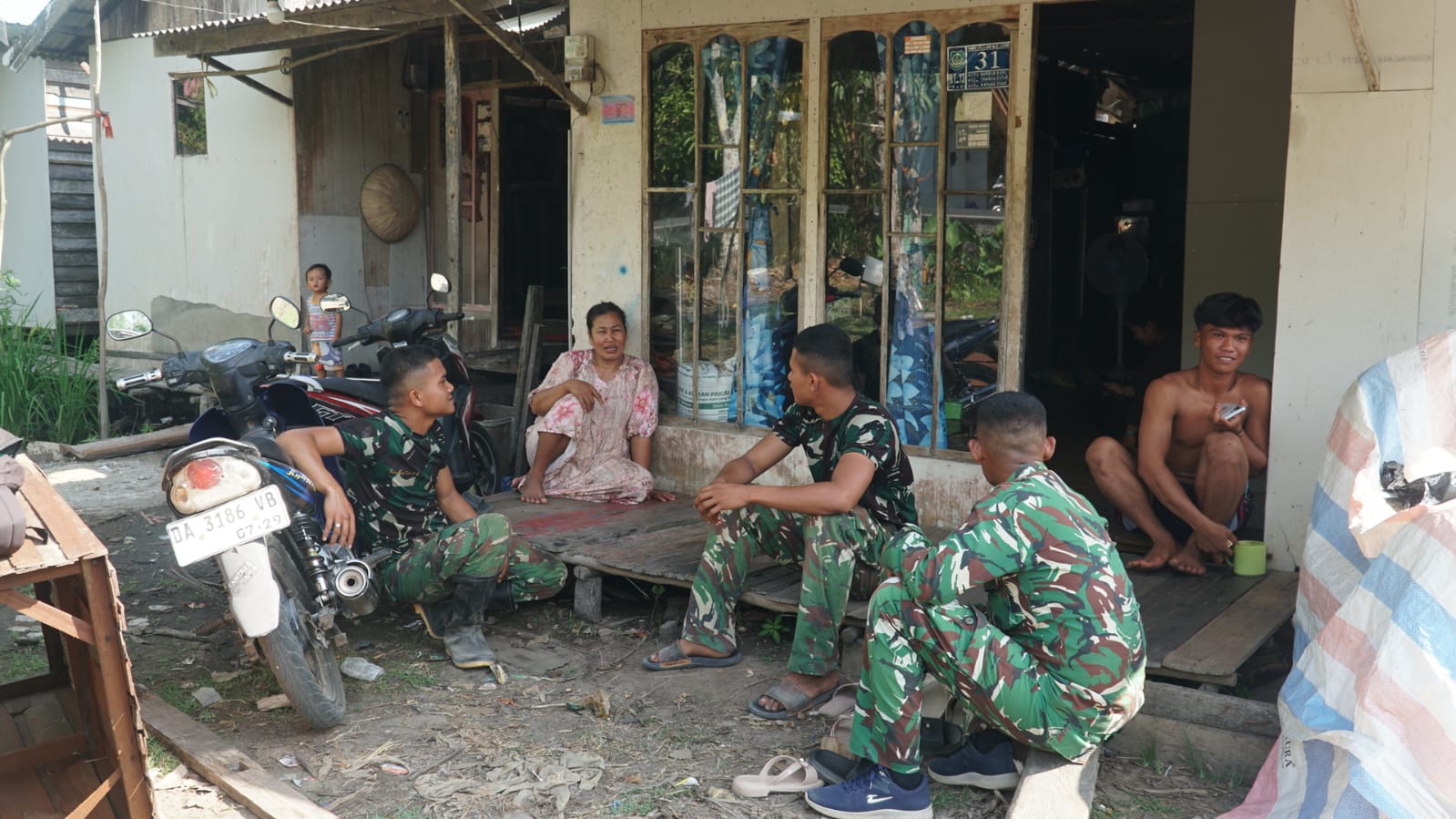 Kebersamaan Satgas TMMD dan Warga Jadi Modal Utama Sukseskan Pembangunan Desa