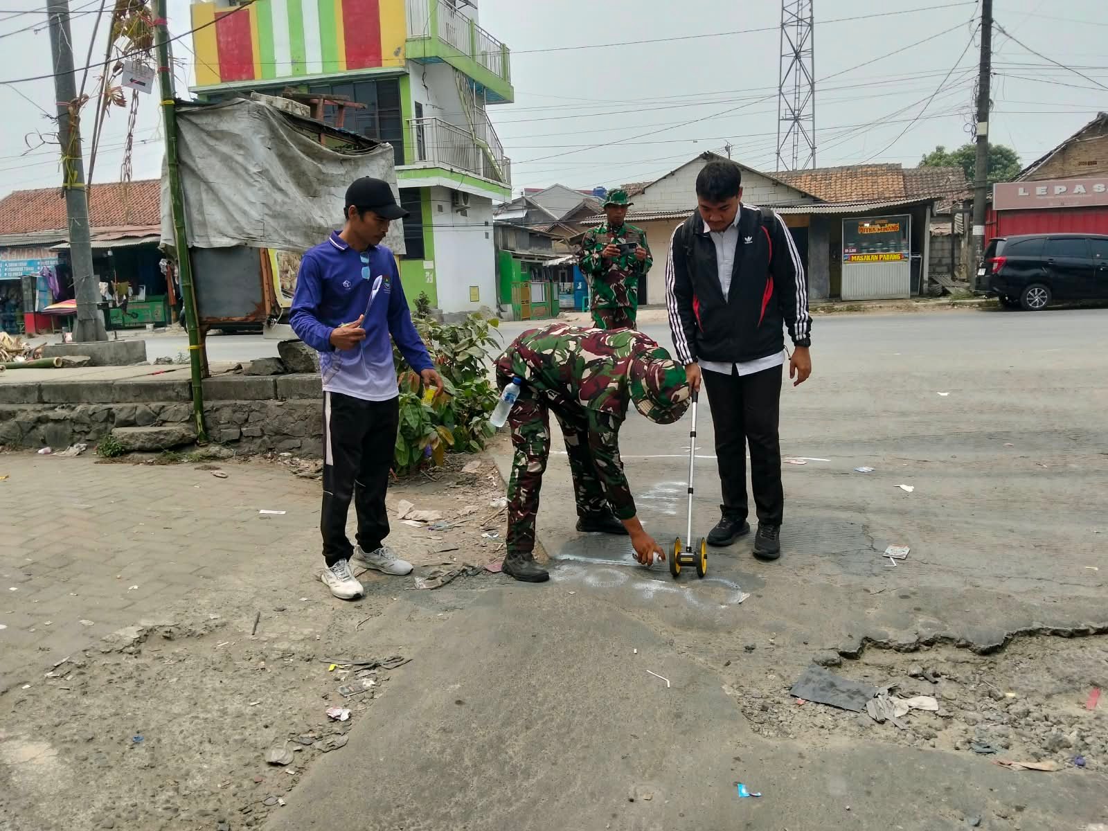 Pembangunan Jalan 872 Meter di Sumur Bandung Dukung Akses Masyarakat