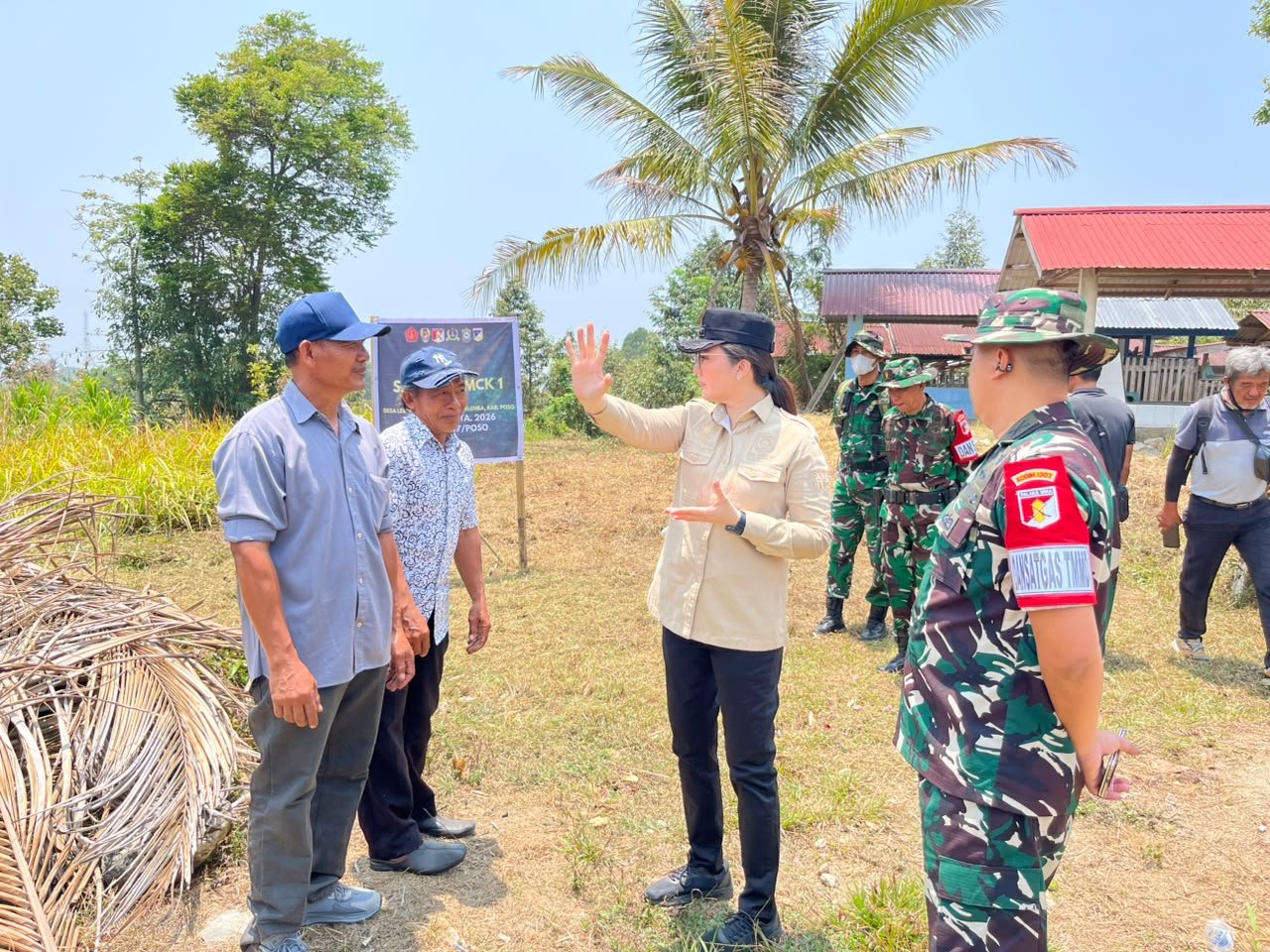Bupati Poso dan Dandim Tinjau Langsung Proyek Sanitasi Desa Leboni