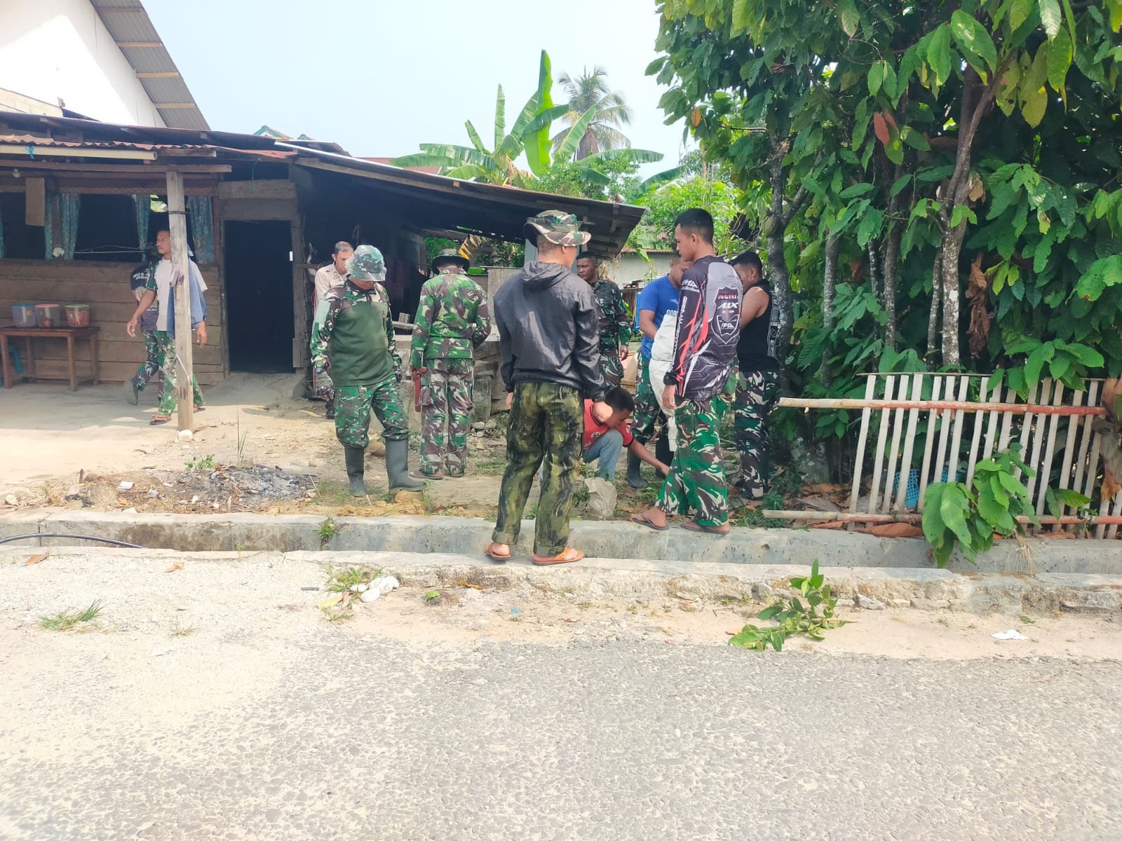 Gotong Royong Satgas TMMD 130 Poso Wujudkan Fasilitas Air Bagi Warga