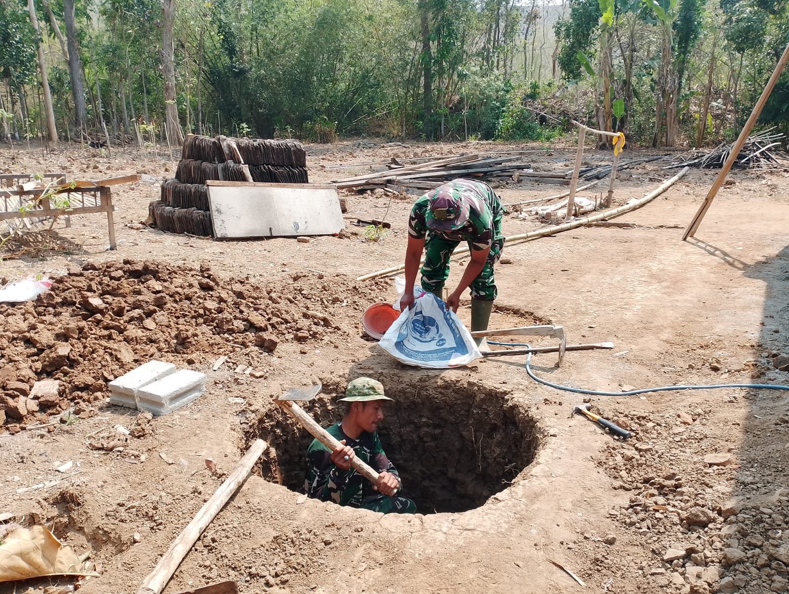 Mbah Waqilah, 95 tahun, sambut renovasi hunian berkat program TMMD di Tulungagung