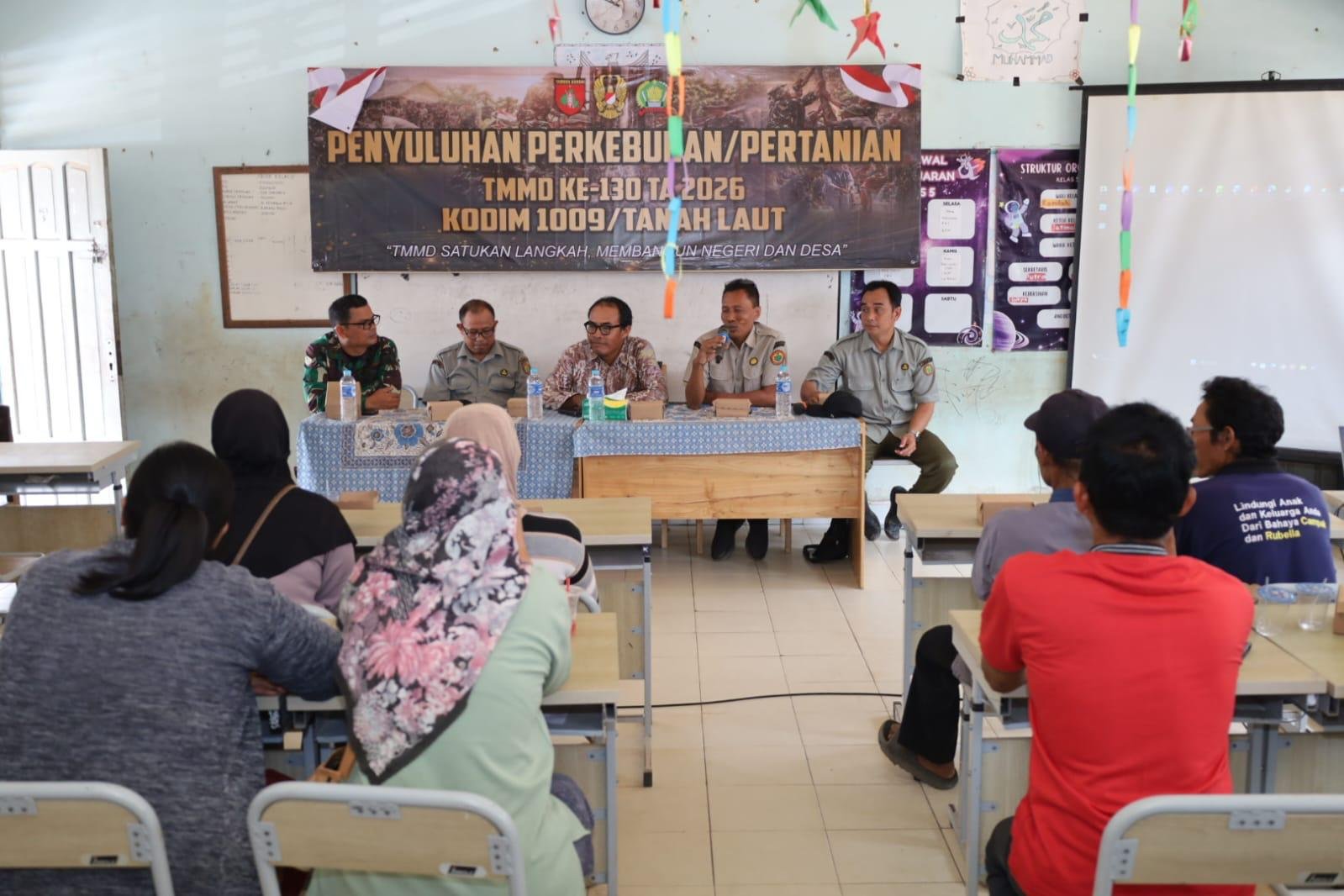 Warga Karang Rejo Diberi Pengetahuan Penting tentang Pencegahan Karhutla