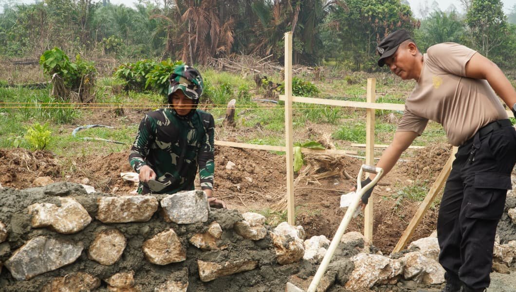 Pembangunan Desa Berbasis Kerja Sama TNI-Polri dan Masyarakat di Luwu Timur
