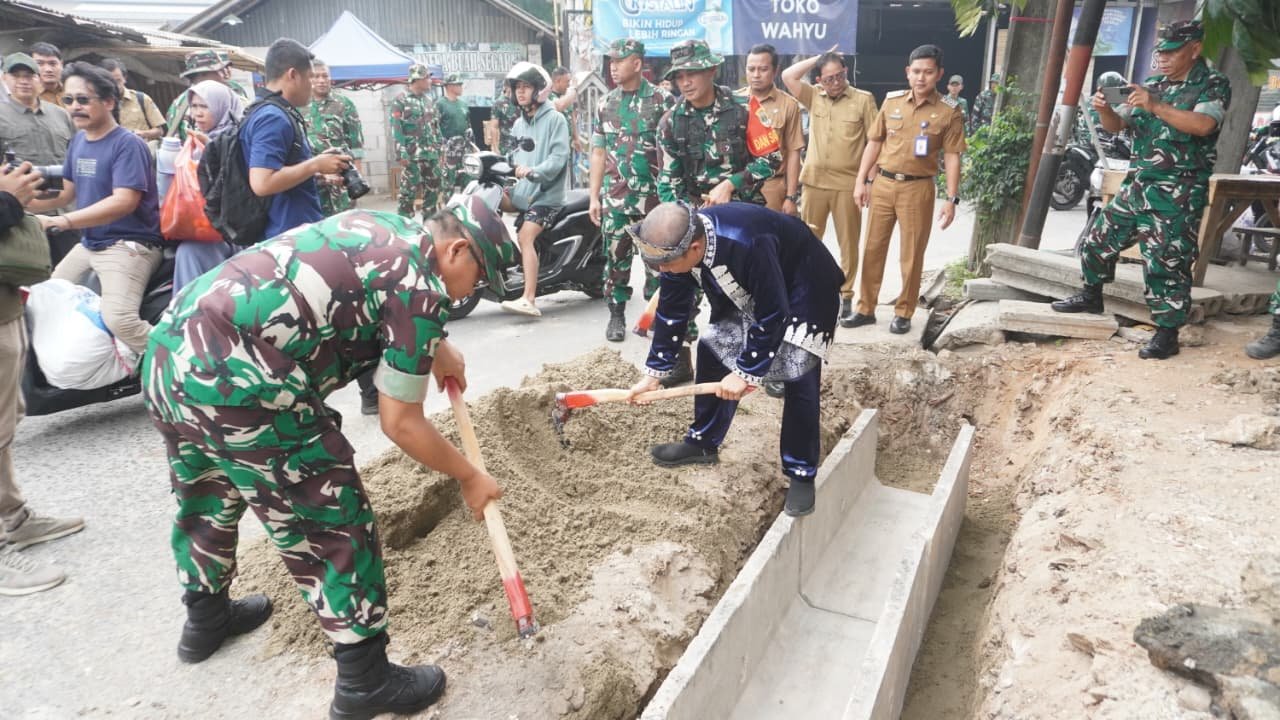 Pembangunan Desa Melalui TMMD 130 Sambut Meriah HUT Kabupaten Tangerang