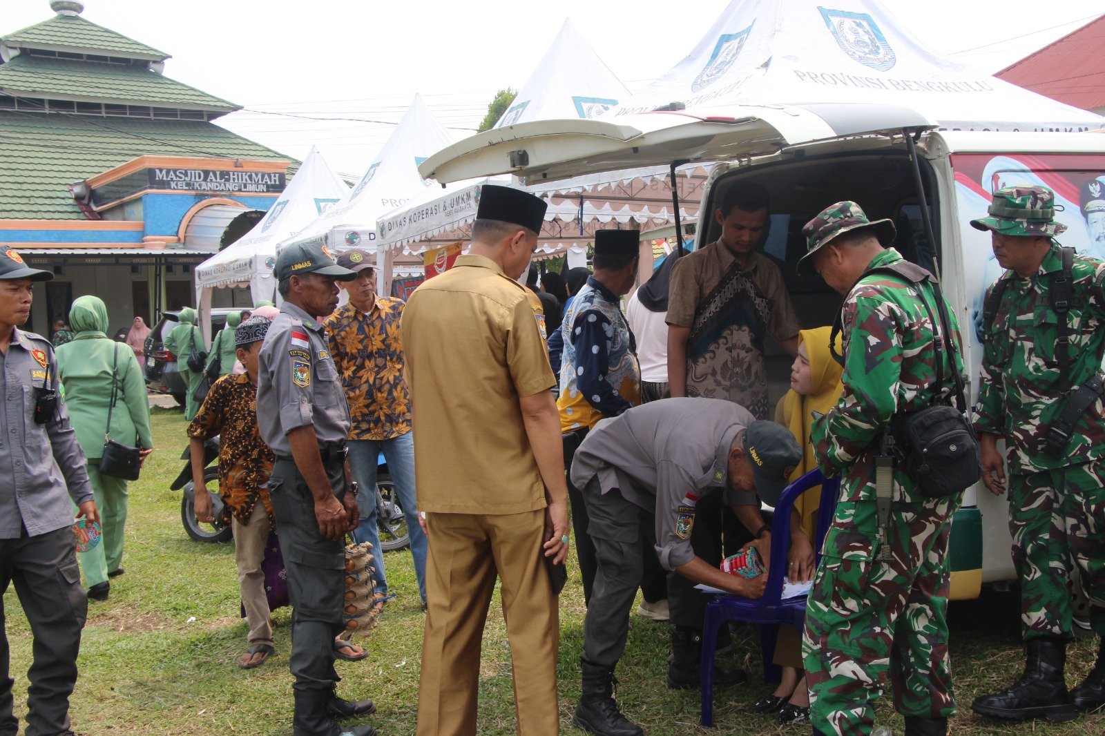 Festival Produk Lokal UMKM Kandang Limun Sambut TMMD Reguler ke-130