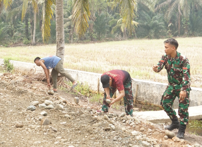 Jalan TMMD ke-130 Bantu Tingkatkan Akses dan Kesejahteraan Masyarakat Perbatasan