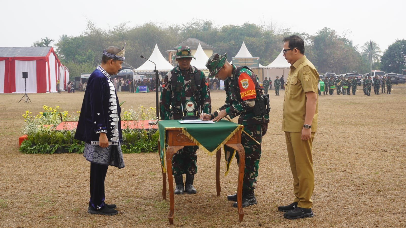 TNI dan Pemkab Tangerang Bersinergi Dalam Program Pembangunan Desa TMMD 130